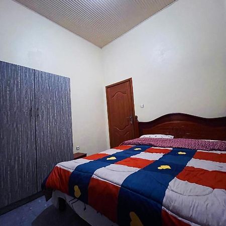 Zeo Airbnb - Cheap Apartment In 키갈리 외부 사진