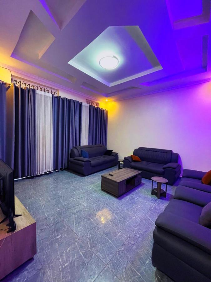 Zeo Airbnb - Cheap Apartment In 키갈리 외부 사진