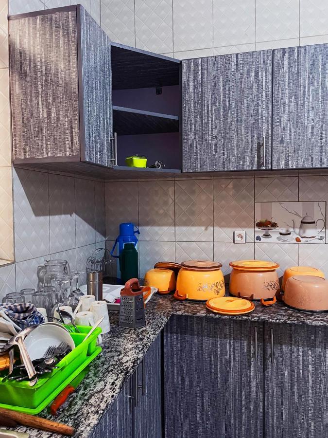 Zeo Airbnb - Cheap Apartment In 키갈리 외부 사진